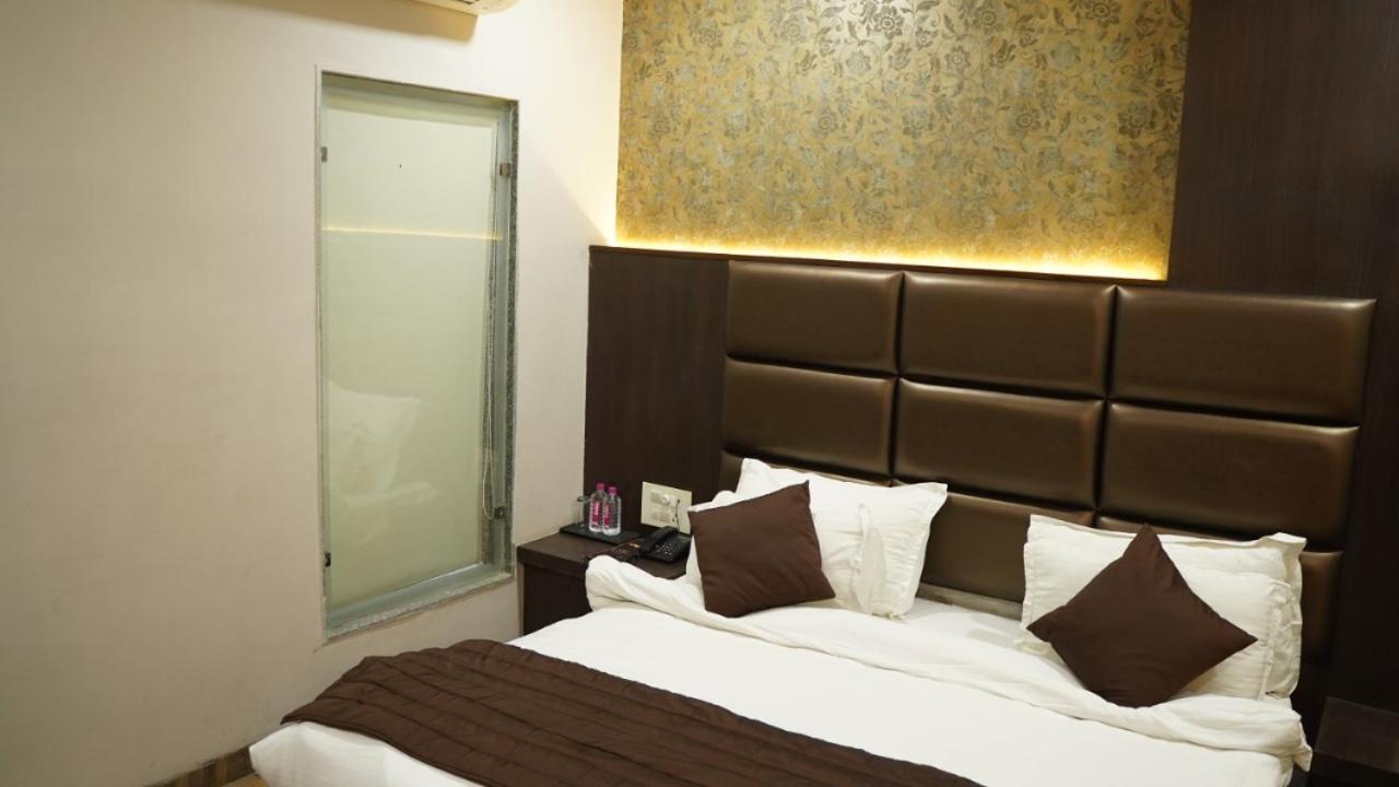 Raas Mahal-Hotel In Jaipur Near Tourist Places Kültér fotó
